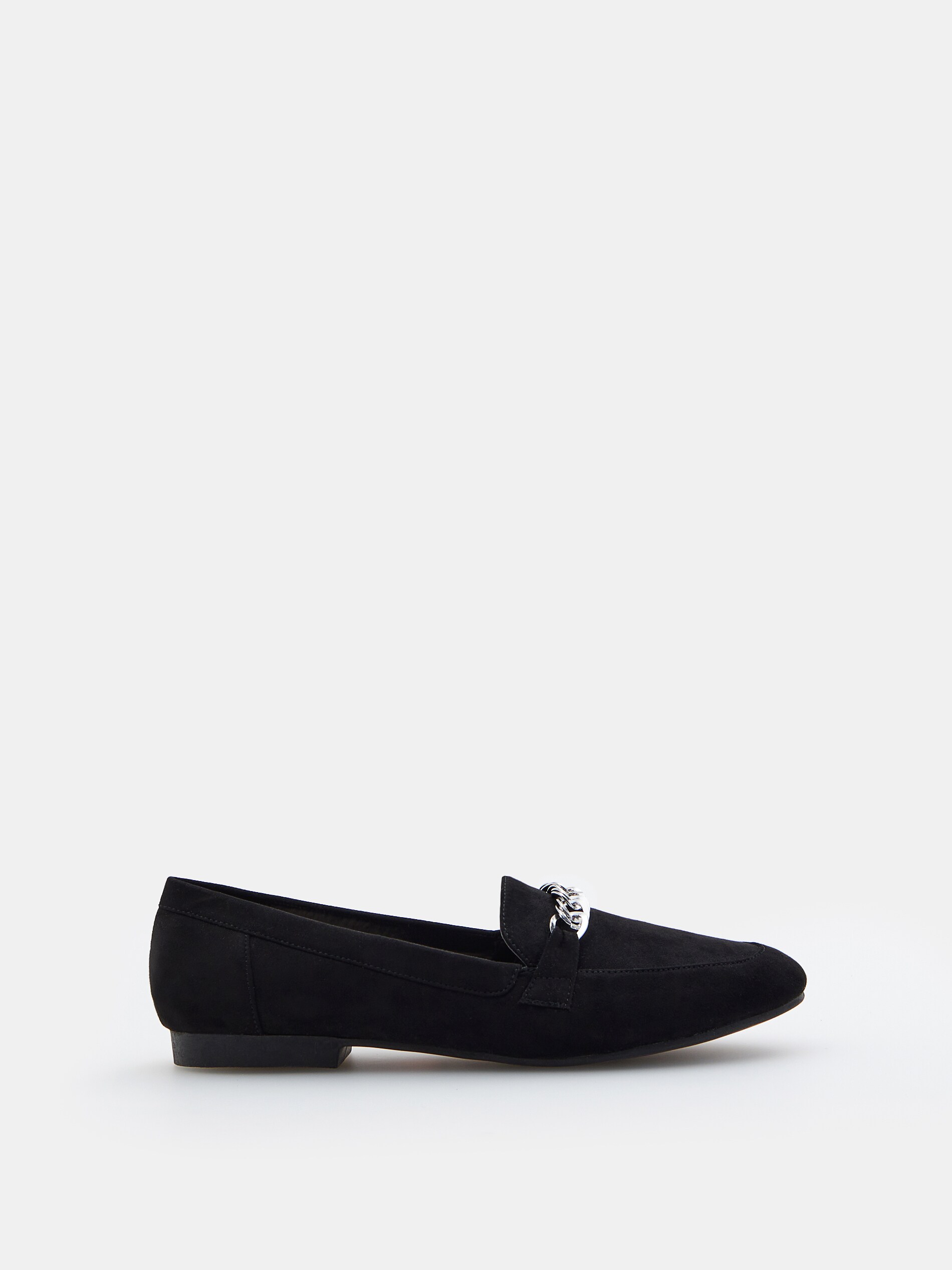 Loafersy s retiazkou