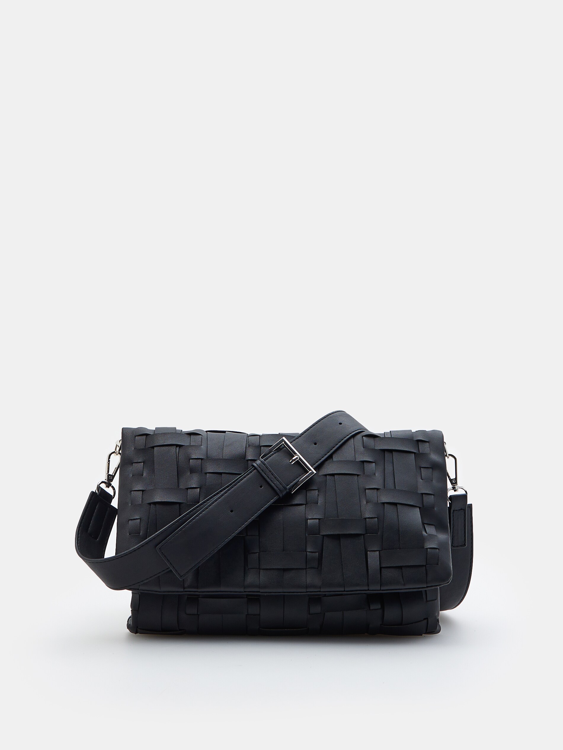 Crossbody kabelka s pletenou textúrou