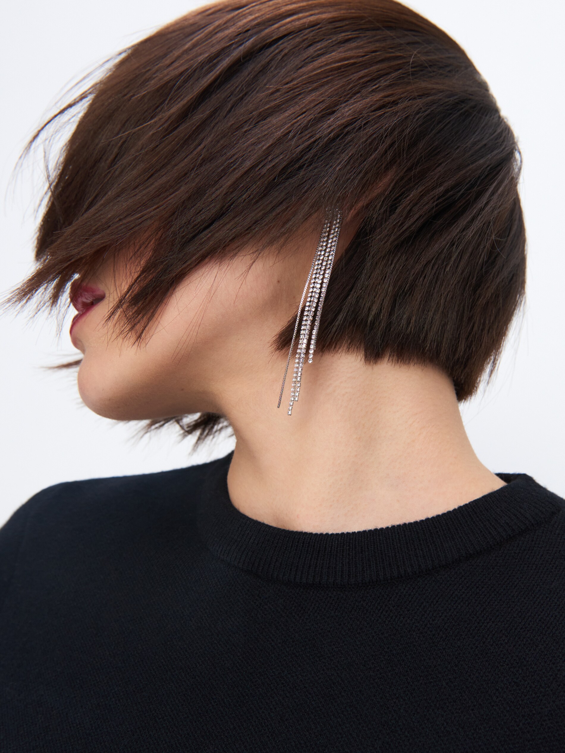 Visiace náušnice s retiazkami